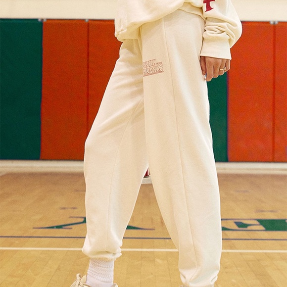 NWOT Stranger Things x PacSun Upside Down Sweatpants Women’s Size Small - Picture 5 of 13